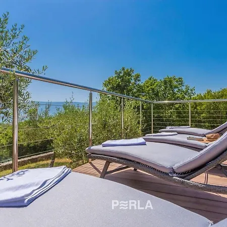 Tatil Evi Nicki With Sea View And Pool *