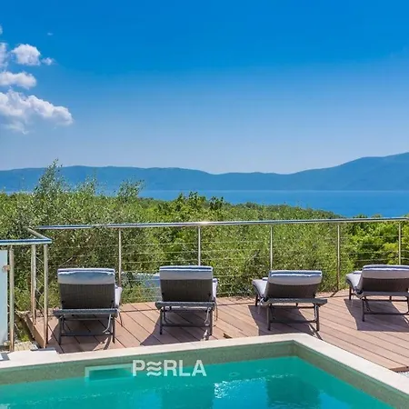 Nicki With Sea View And Pool * Pinezići